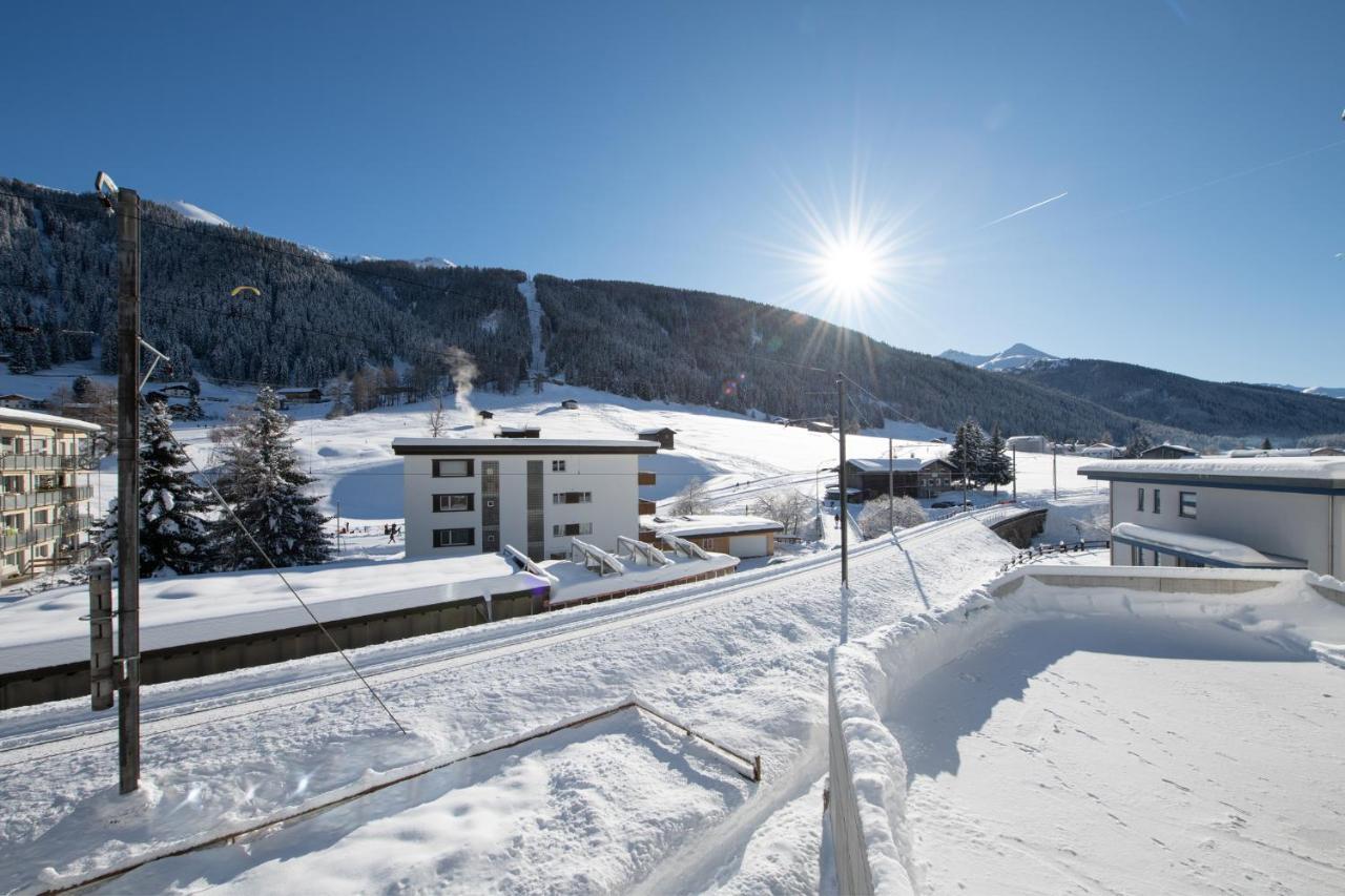 Agrimonia - Moebilierte Ferienwohnung Mit Balkon Davos Extérieur photo